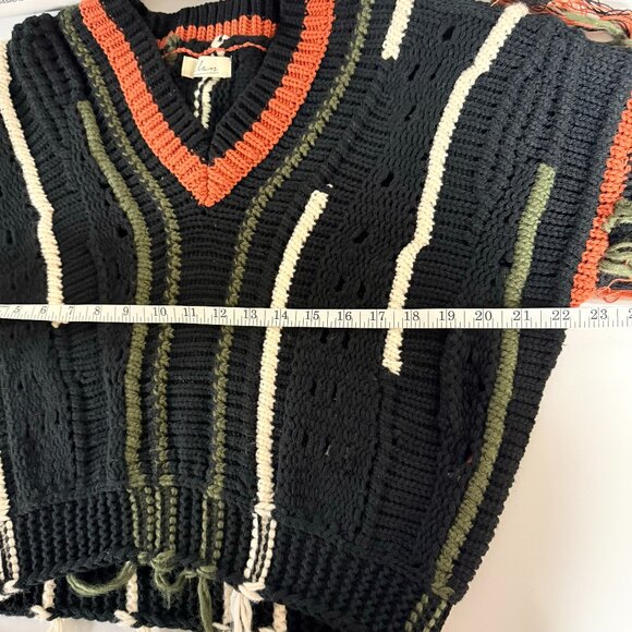 Elan Knitted Fringed Chunky Boho Sweater - Picture 8 of 9